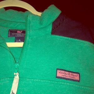 Vineyard Vines Men’s 1/4 zip-up